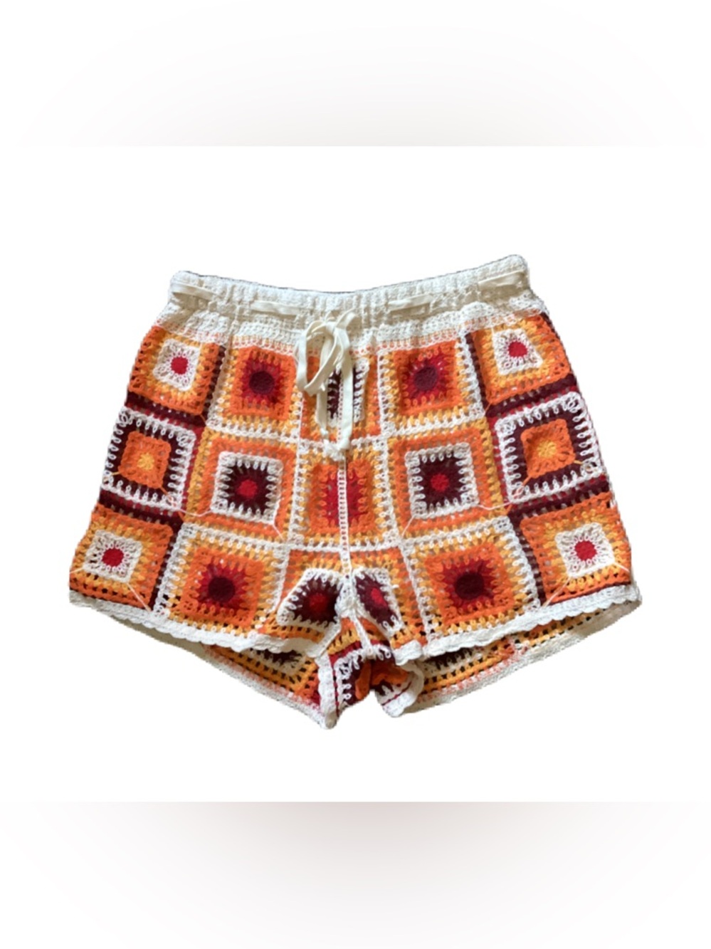 33 Coastal boho crochet shorts. M